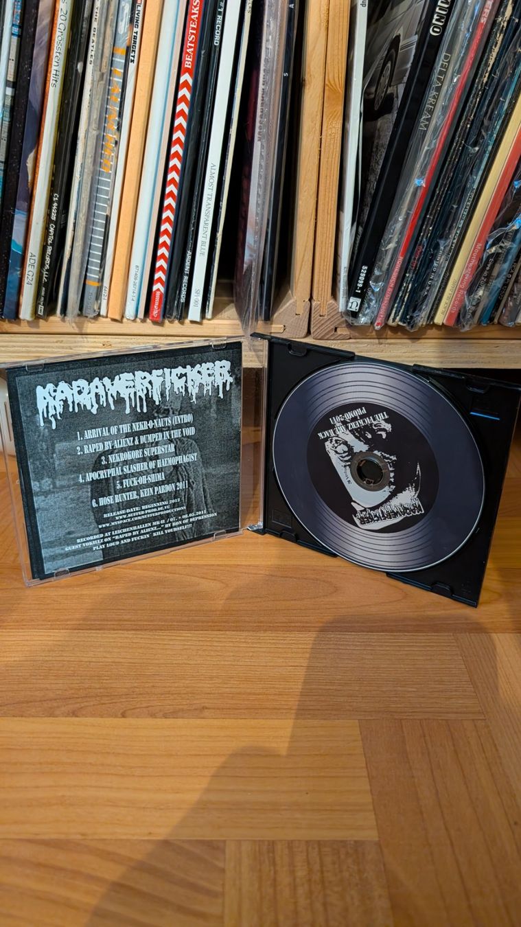 CD: Kadaverficker - The Fickerz Are Back Promo 2011 CD – Usato da Steinen venduto da beatstick 1
