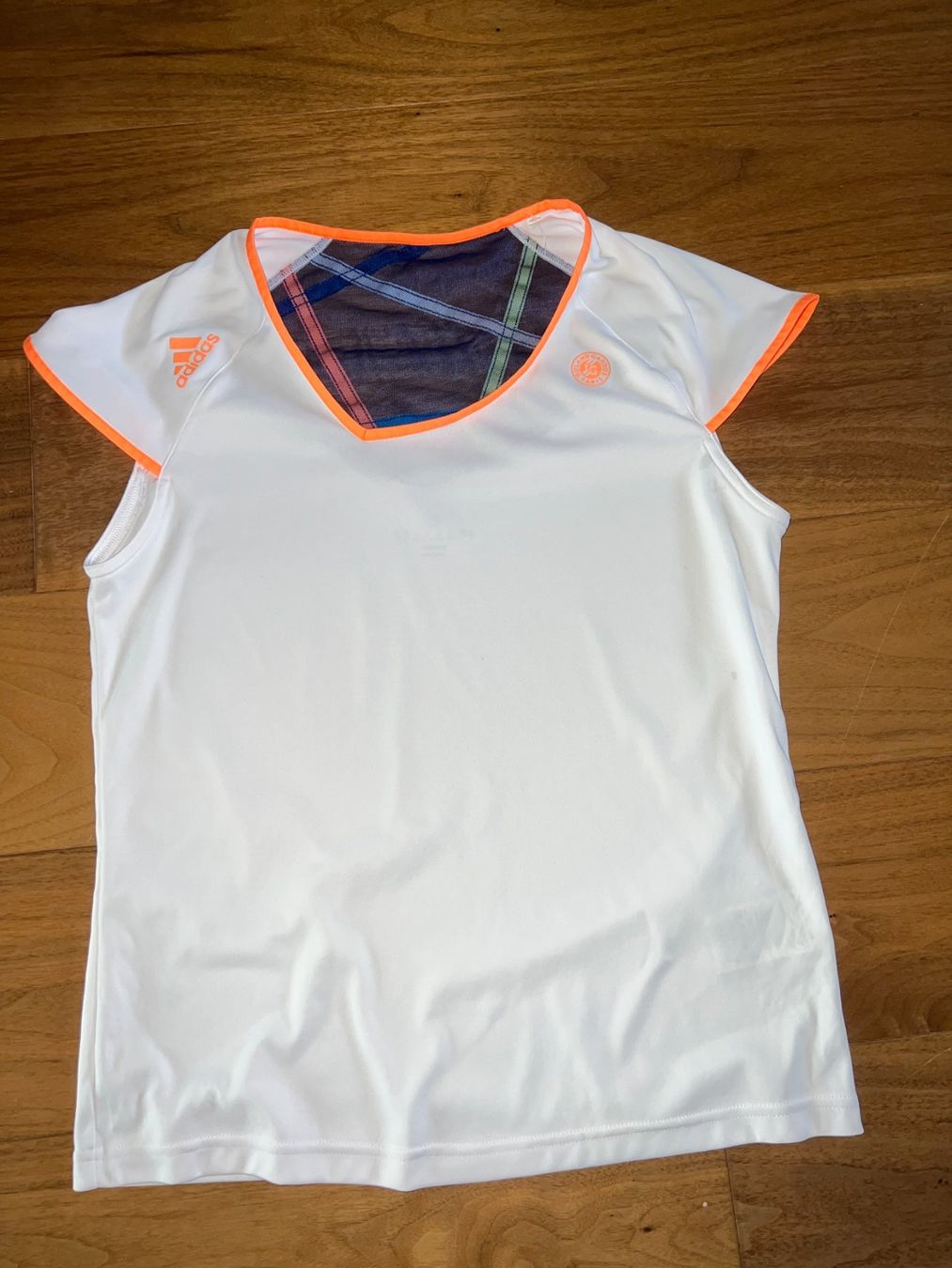 Adidas Top: Top Adidas Roland Garros - M – Usato da St-Sulpice VD venduto da juhdu