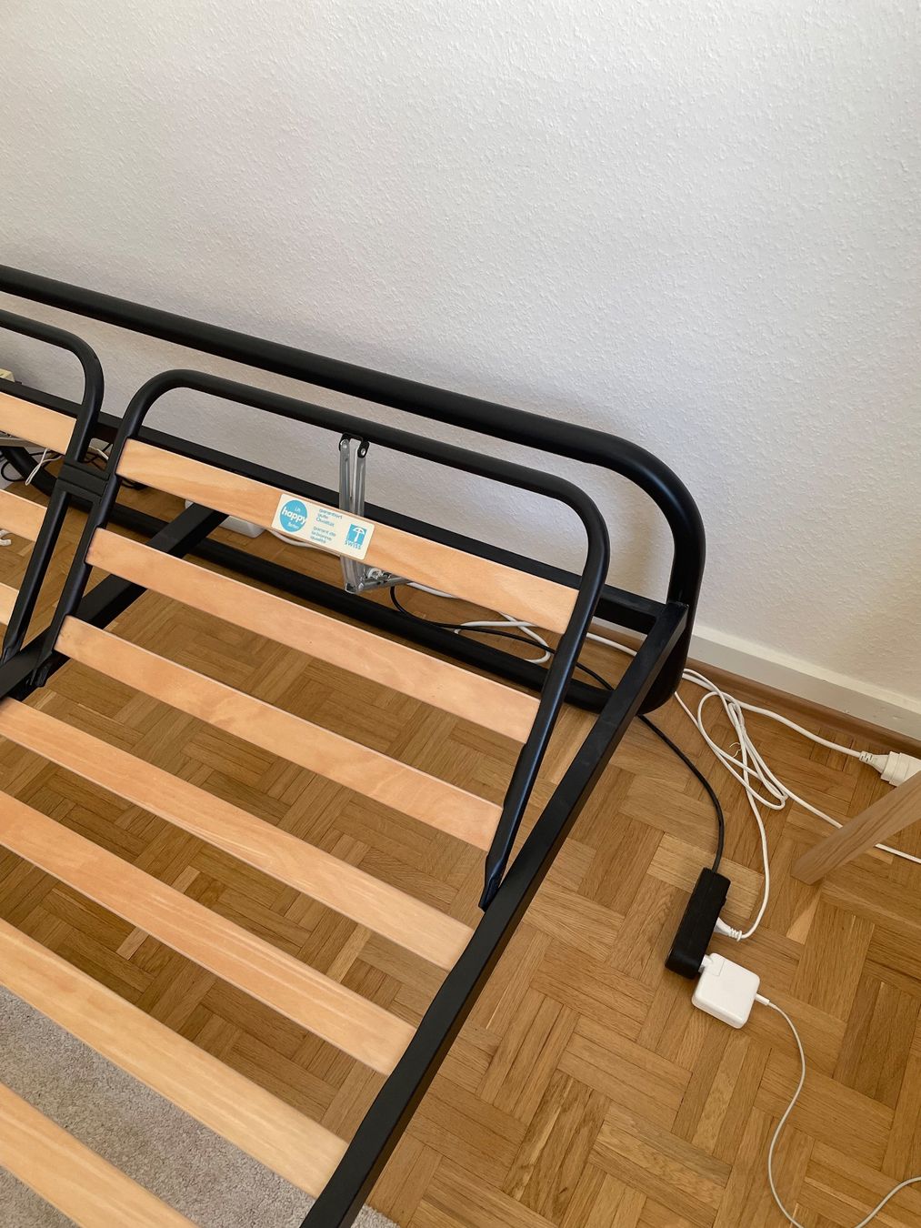 Happy Letti: Stahlrohr Designer Bett schwarz – Usato da Basel venduto da dan_lr5b 3