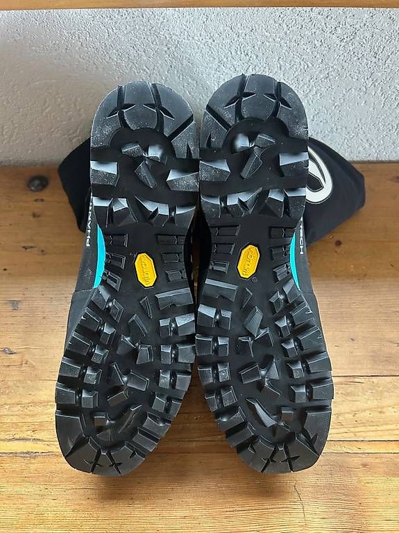 Scarpe da uomo: SCARPA - Phantom Tech HD - Bergschuhe Gr. 441/2 – Nuovo e nell'imballaggio originale da Einsiedeln venduto da cgs8840 1