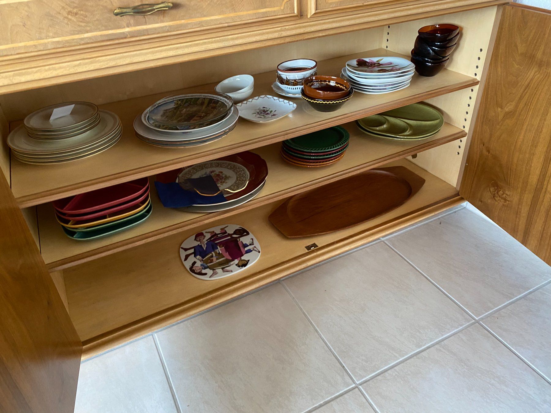Büffets: Buffet – Gebraucht aus Tagelswangen von Opera08 3