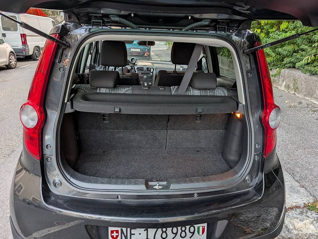Autos: Voiture à vendre  – D'occasion à La Chaux-de-Fonds par els_gbl2 4