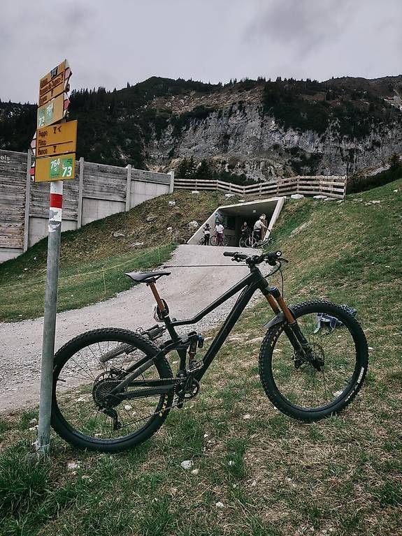 Biciclette: Raaw Madona V1 – Usato da Chur venduto da luk_7n6l