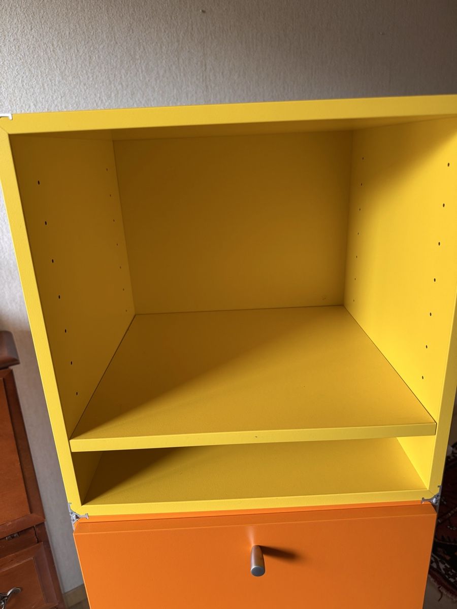 Scaffali: Stapelbares Regalsystem / Schubladen-Element – Usato da Zürich venduto da Goliat21 2