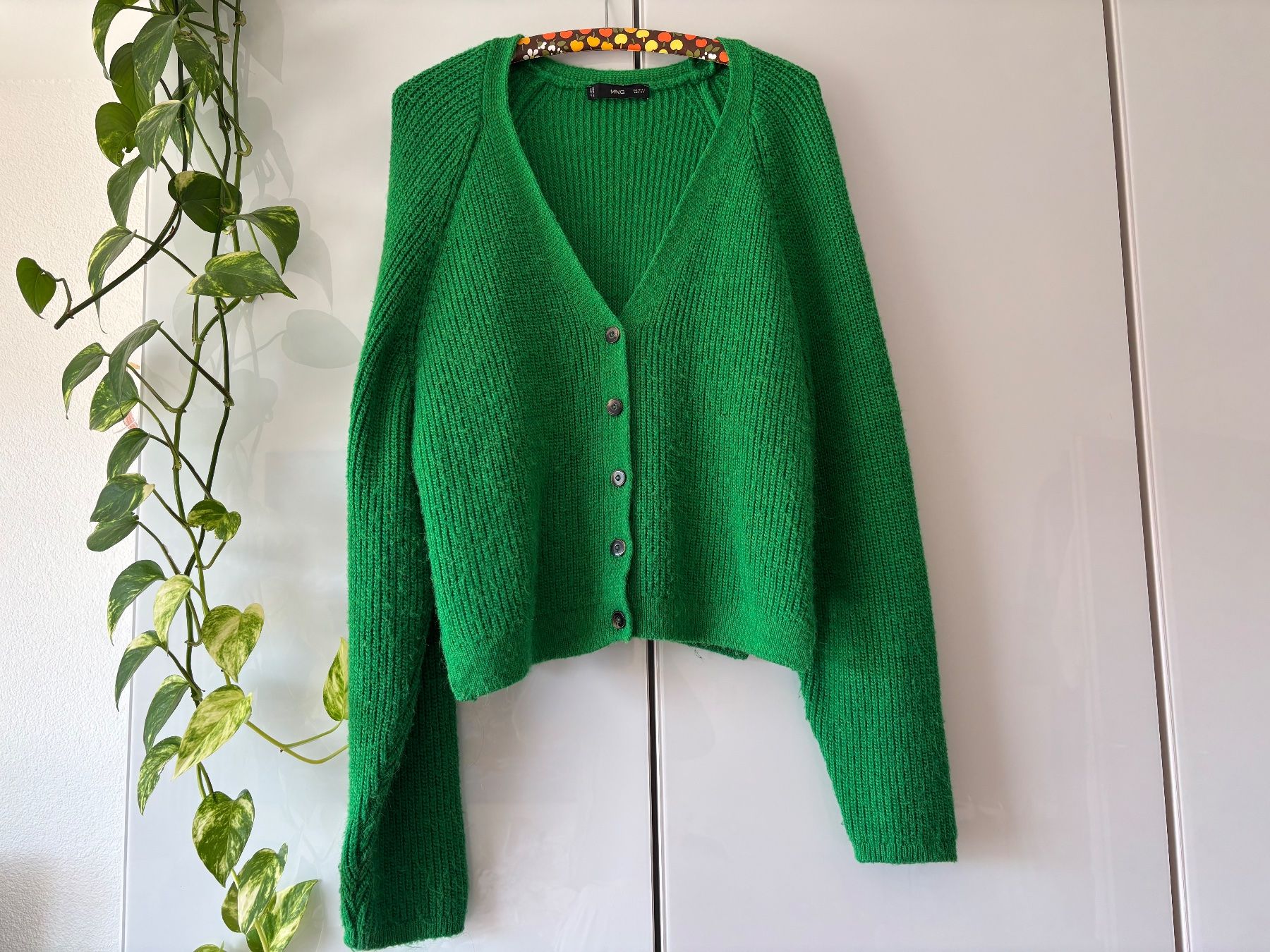 Mango Giacche: MANGO grüner Strickcardigan Gr. S – Usato da Zürich venduto da missmodernage 4