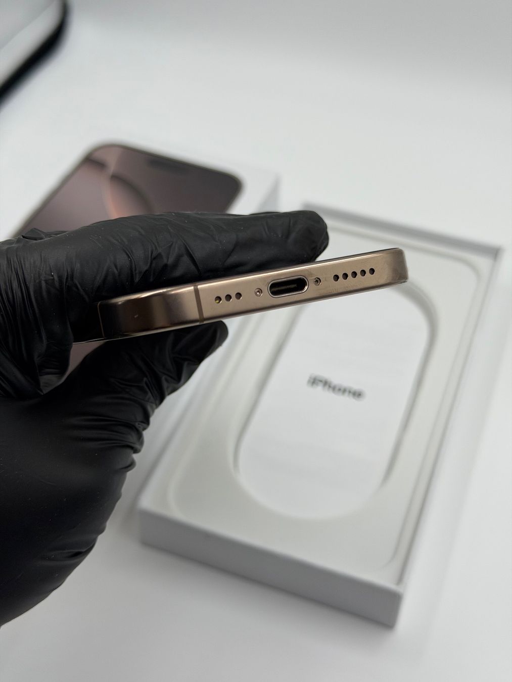 Apple Telefoni cellulari / Smartphones: iPhone 16Pro 256gb Gold Top Zustand – Nuovo (secondo la descrizione) da Chur venduto da ReplaceHub 4