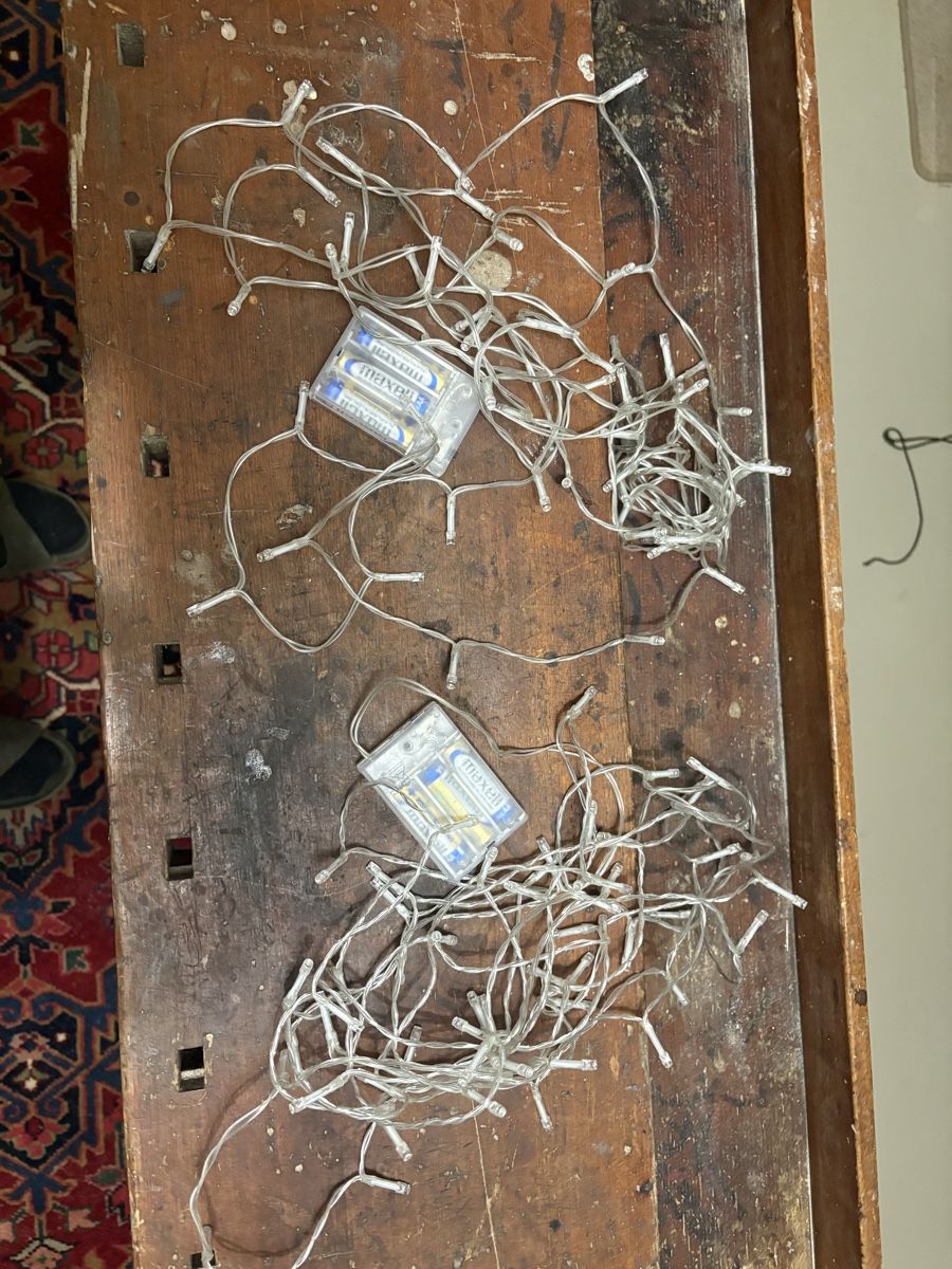 Lichterketten & Leisten: 2 Lichterketten je 8 meter – Gebraucht aus Basel von pet_jr2z