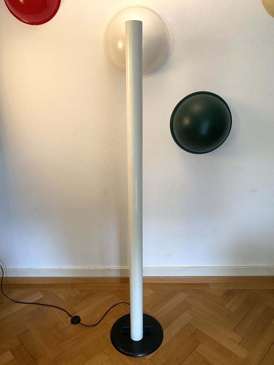Artemide Lampade: Design Stehlampe Leuchte Artemide – Usato da Olten venduto da sportwelt