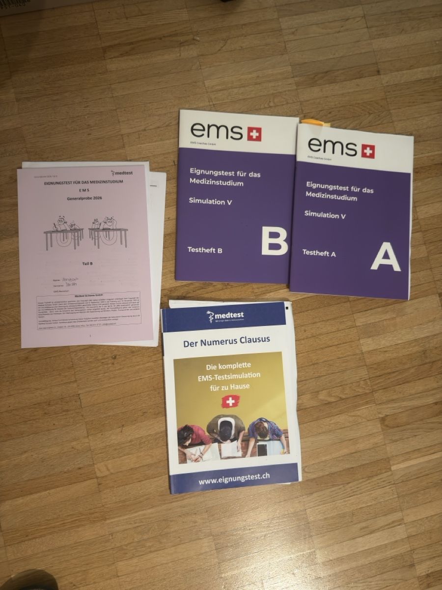 Libri: Komplettset NC Ems (riesig!!!)  – Usato da Basel venduto da Sarah921 7