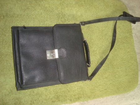Umhänge Tasche m.Fächern gebraucht