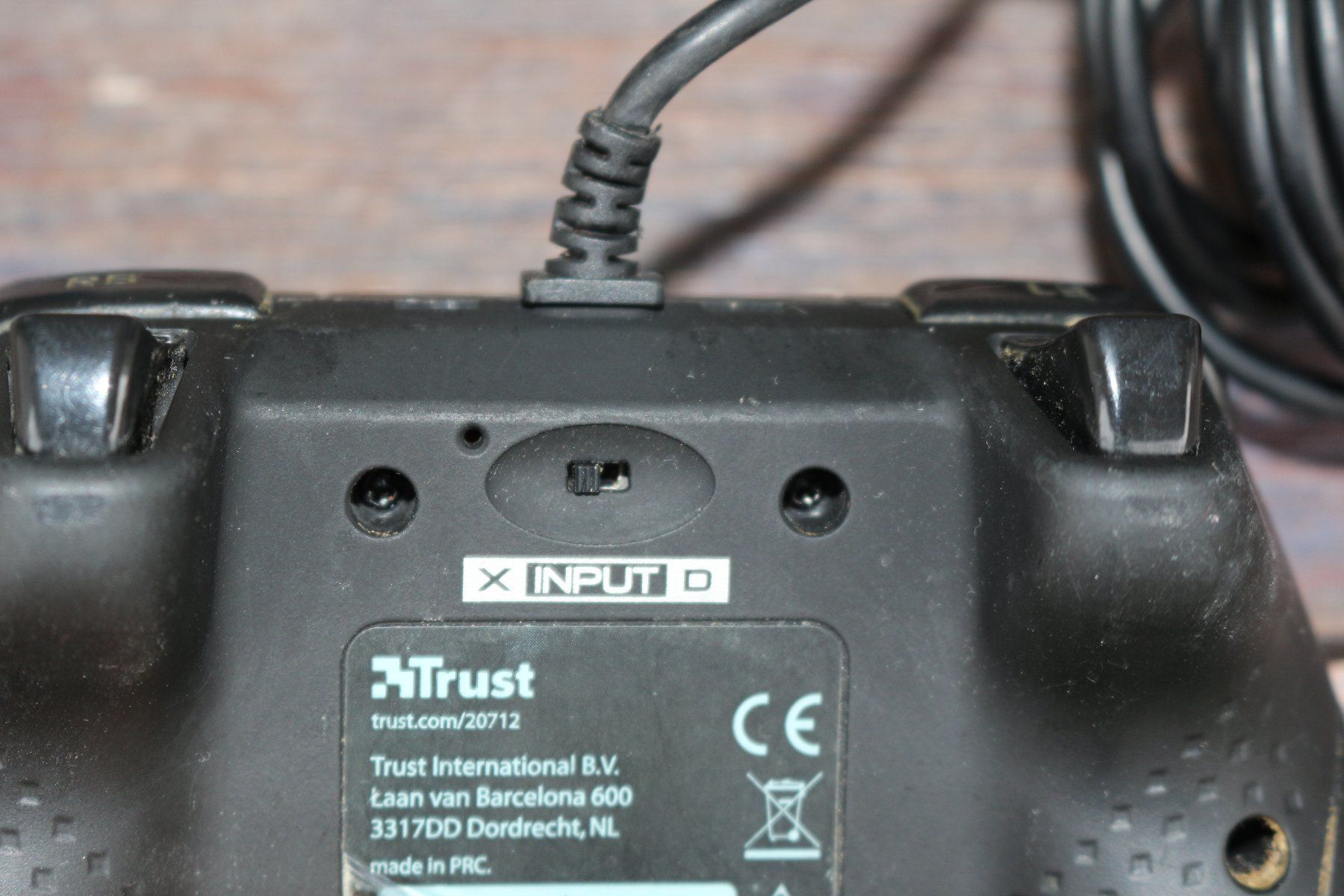 Thrustmaster Controller: Trust Gaming Wired Gamepad GXT 540 mit OVP – Usato da Roveredo GR venduto da ManolitoBoris 4