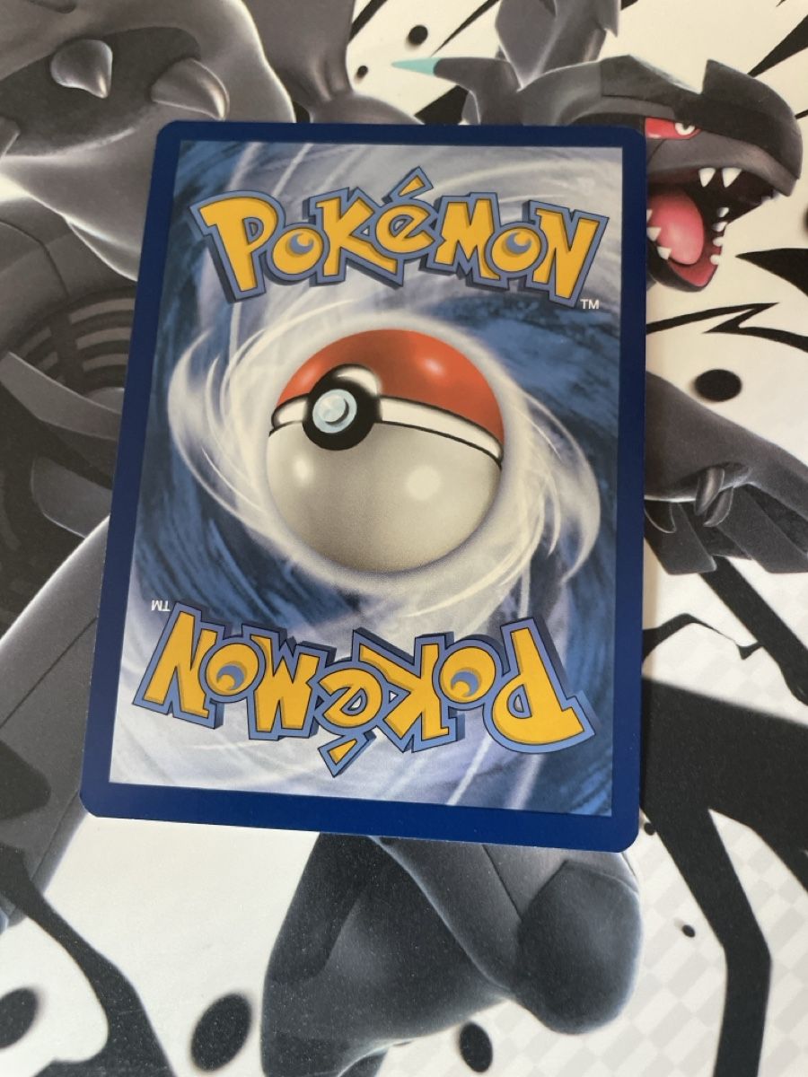 Pokémon Cartes à collectionner: Vulpix 037/165 Reverse Holo Pokemon 151 – D'occasion à Bazenheid par Toulouse12 1