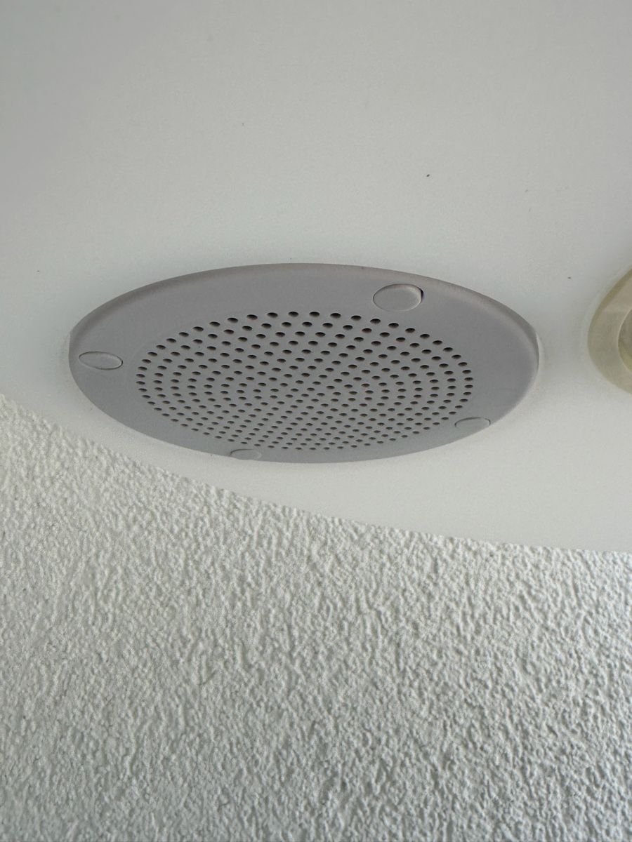 Manor Lampade: Solar LED Outdoor Stehleuchte mit Bluetooth Speaker, Farbw. – Usato da Büttikon AG venduto da jen_g5s9 3