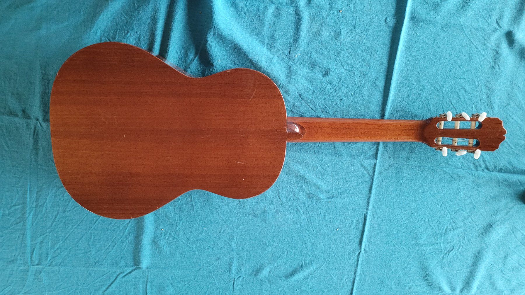 Instruments de musique: Gitarre ESPALA – D'occasion à frenkendorf par elle17 1