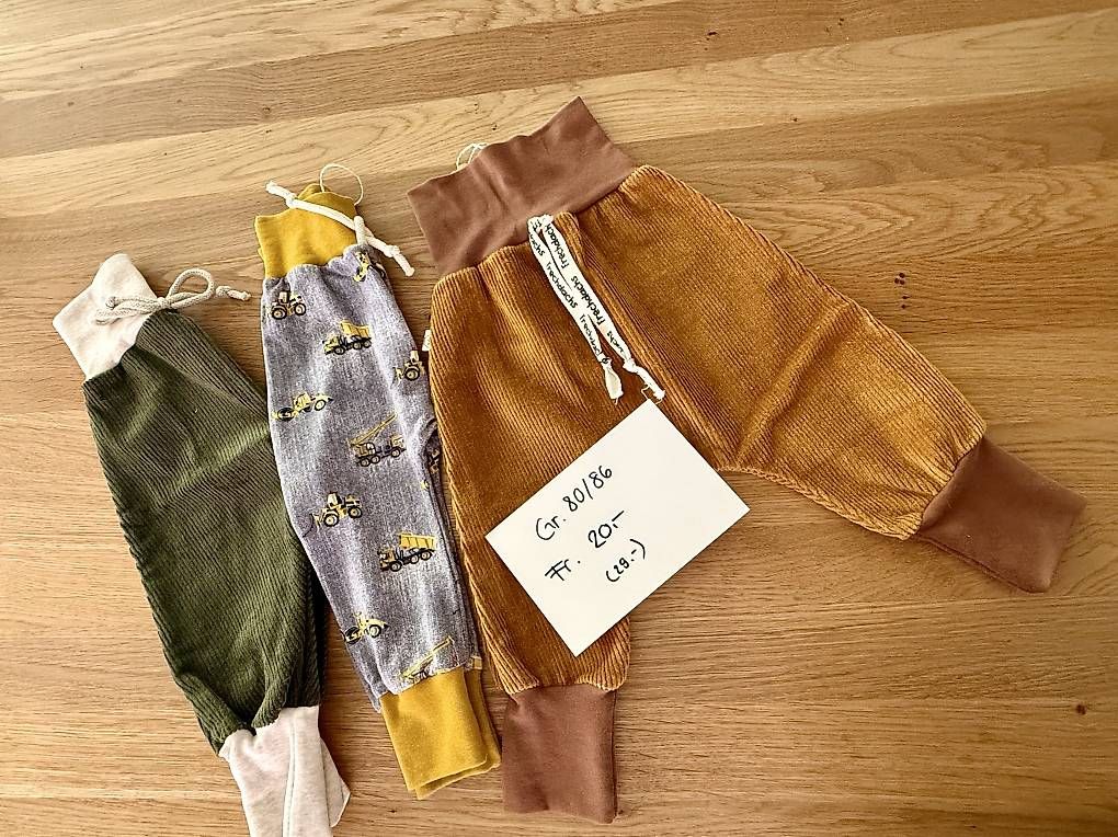 Pantaloni: Handgemachte Pumphosen – Nuovo e nell'imballaggio originale da Gwatt (Thun) venduto da Bennae 3