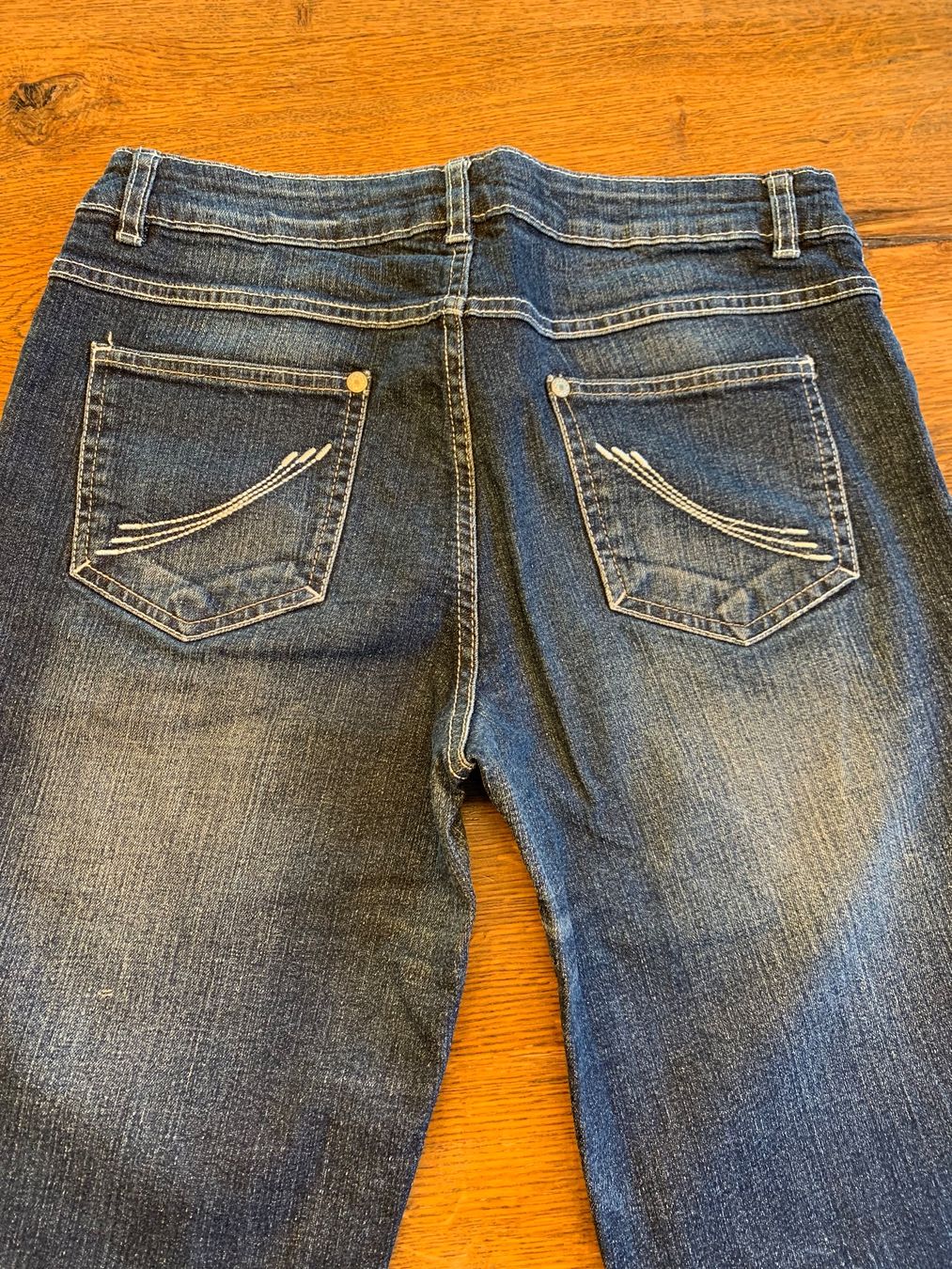 Jeans: Jeans Gösse 38 Neuwertig – Usato da Zeihen venduto da cindyscad 2