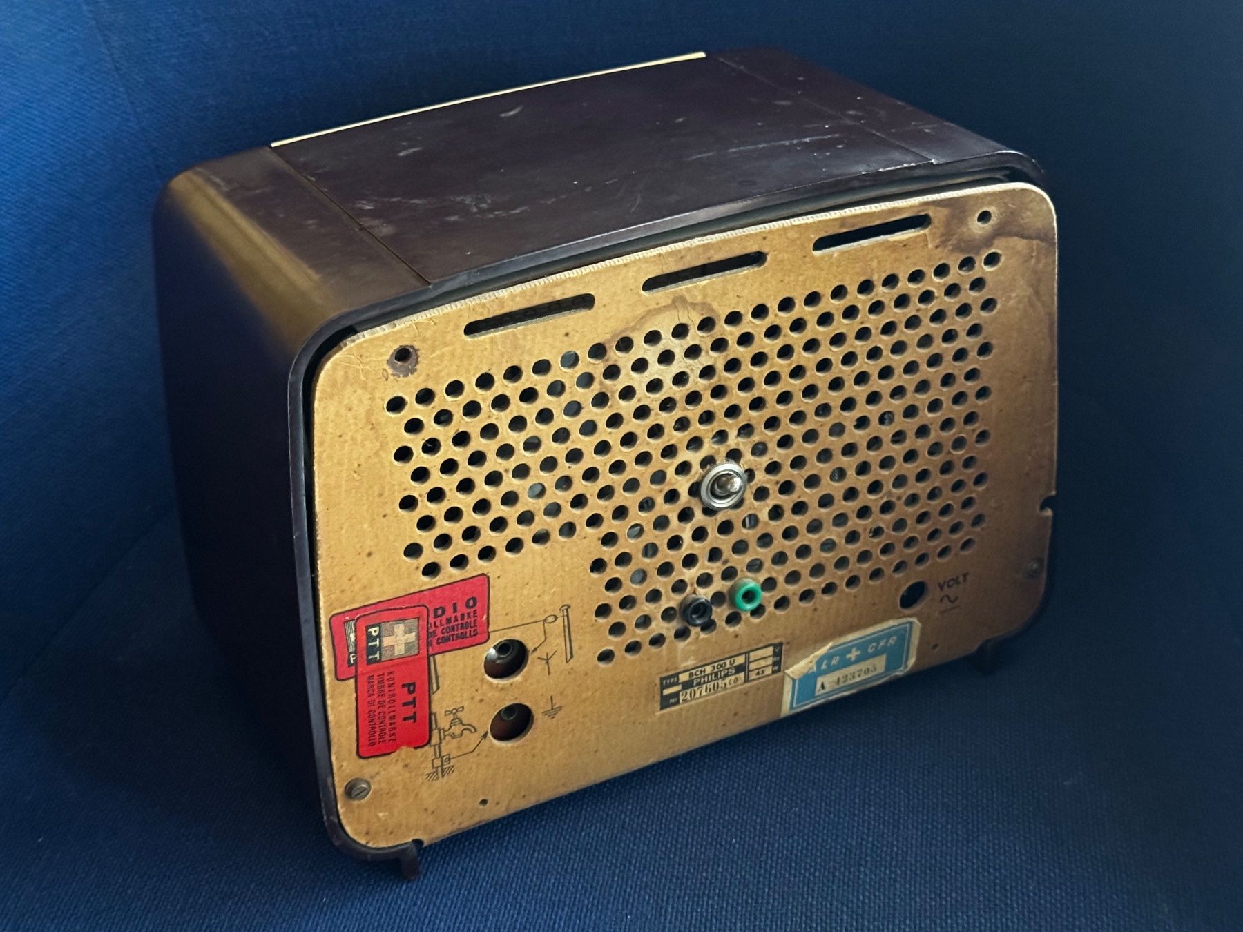 Philips Radio: Radio vintage Philips bakélite? non testée – Usato da Ovronnaz venduto da Etagne68 3