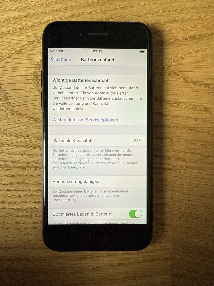 Apple Telefoni cellulari / Smartphones: iPhone 7 128GB Schwarz – Usato da Rapperswil BE venduto da yar_l85r 3
