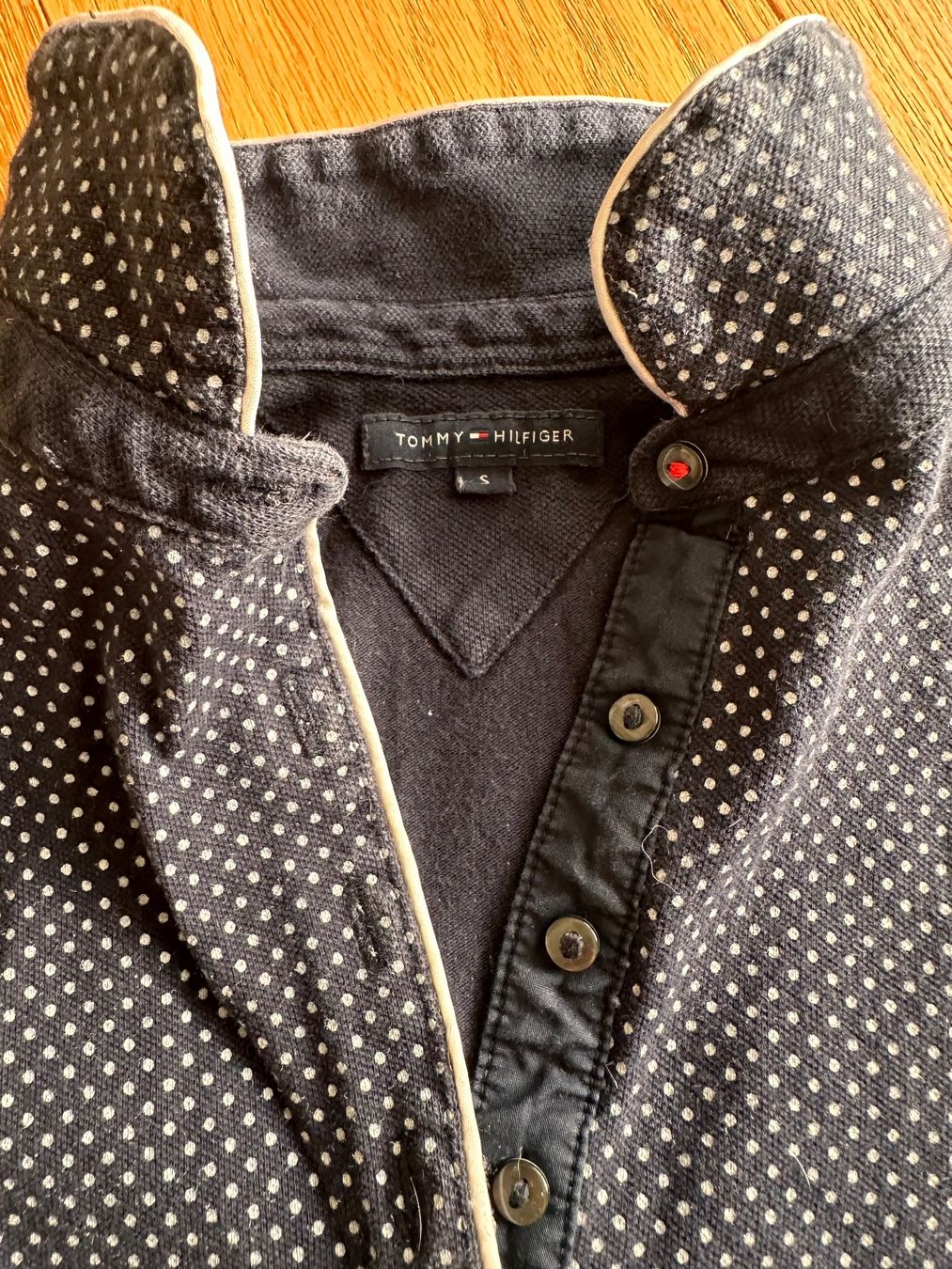 Tommy Hilfiger Magliette Polo: Hilfiger Poloshirt s – Nuovo (secondo la descrizione) da Pfaffhausen venduto da Klaras_second_hand 2