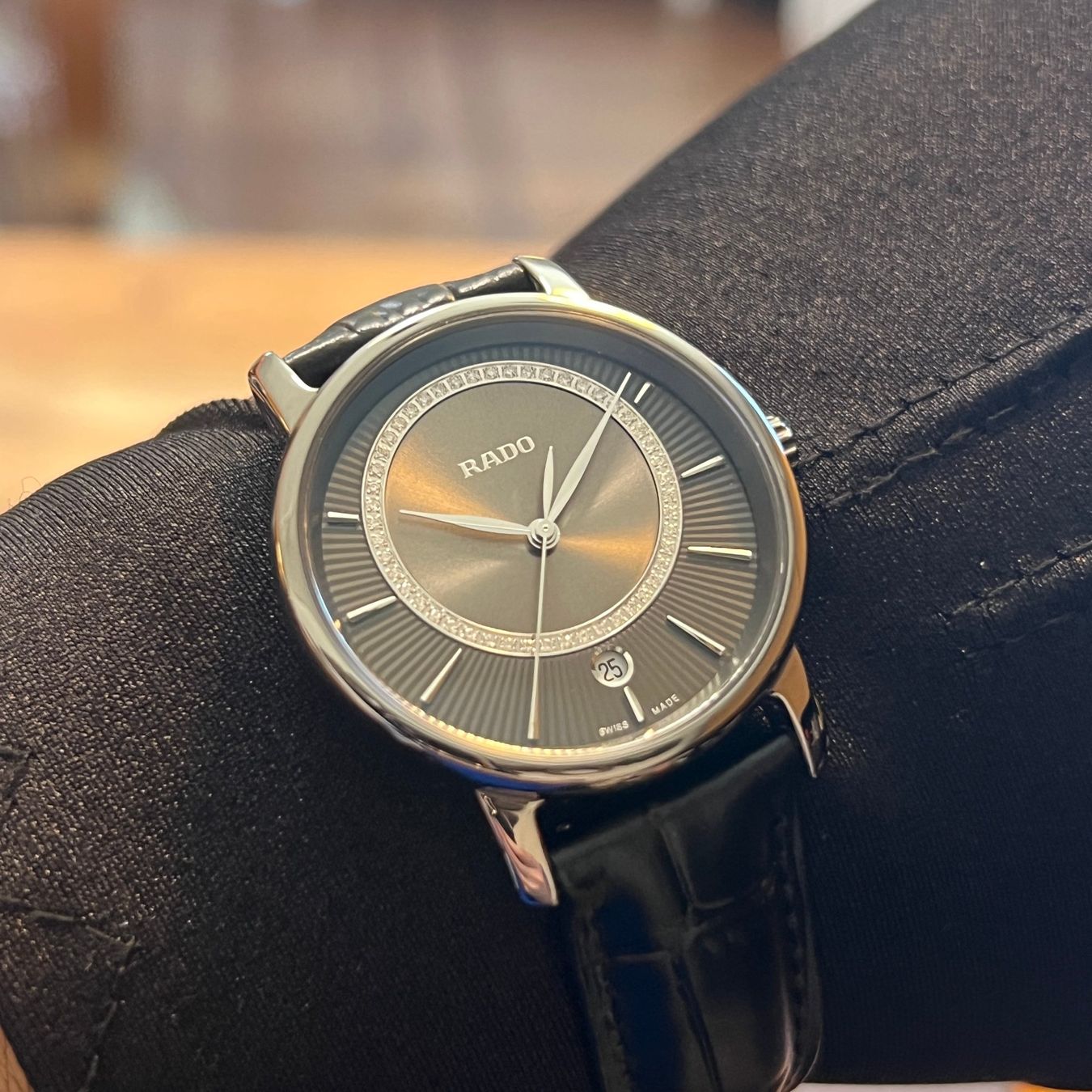 Rado Uhren: Rado Diamaster Diamonds Dial Quartz 218.0064.3 – Gebraucht aus Carouge GE von Watchaser 3