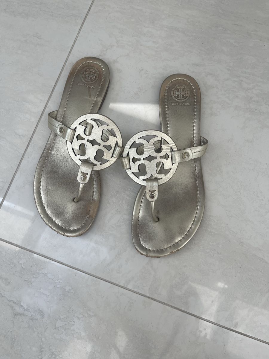 Tory Burch Scarpe da donna: Tory Burch Sandalen Gold – Usato da Weisslingen venduto da Spiegelbild0