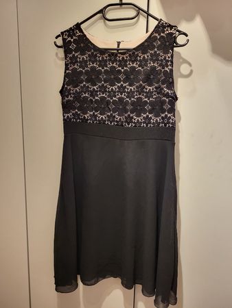 Elegantes Kleid mit Spitzenoberteil Gr. 40/M 👗✨