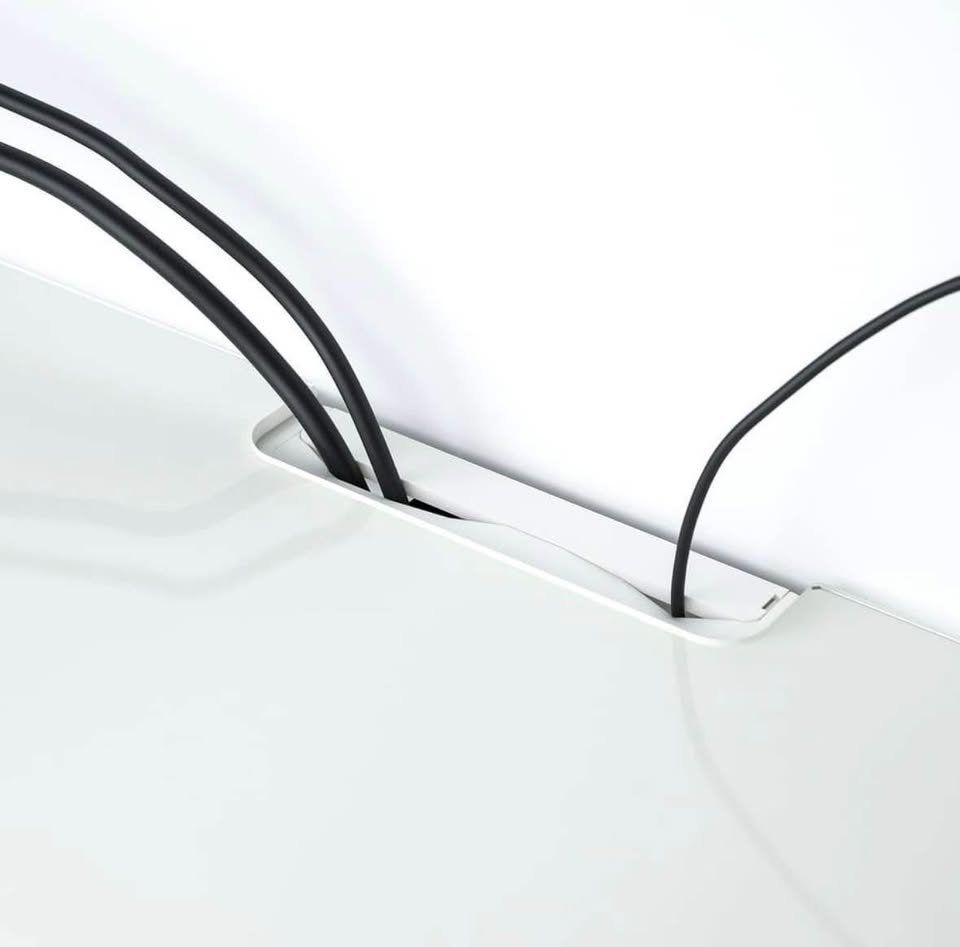 Ikea Piatti di portata: TV Glasplatte Besta Ikea – Usato da Schindellegi venduto da Merinolabs 1