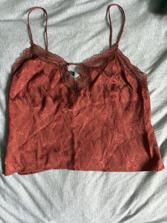Süsses Top mit Spitze, Grösse S, Sommerlich & Chic!