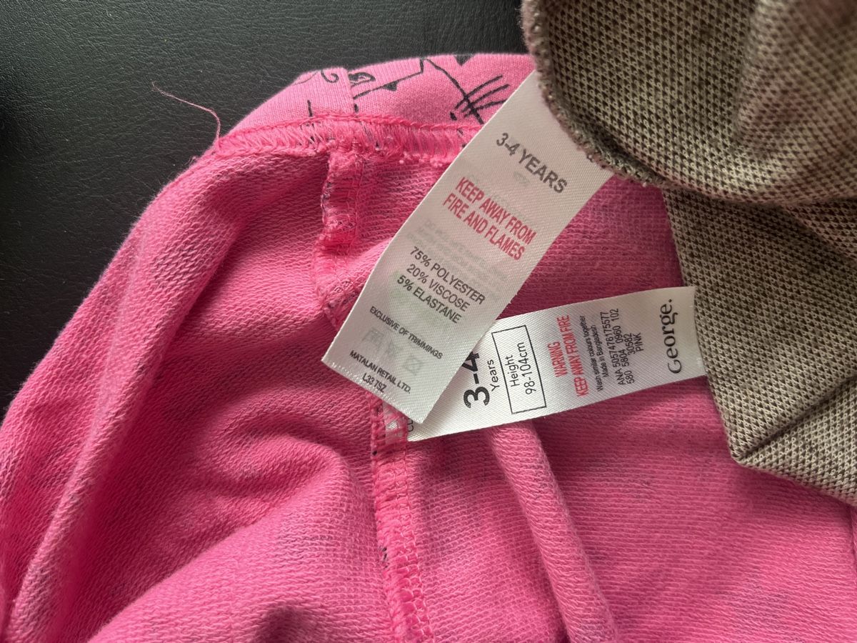 Kleider & Röcke: Mädchen Kleid 98-104 – Gebraucht aus Adliswil von Sale12 3