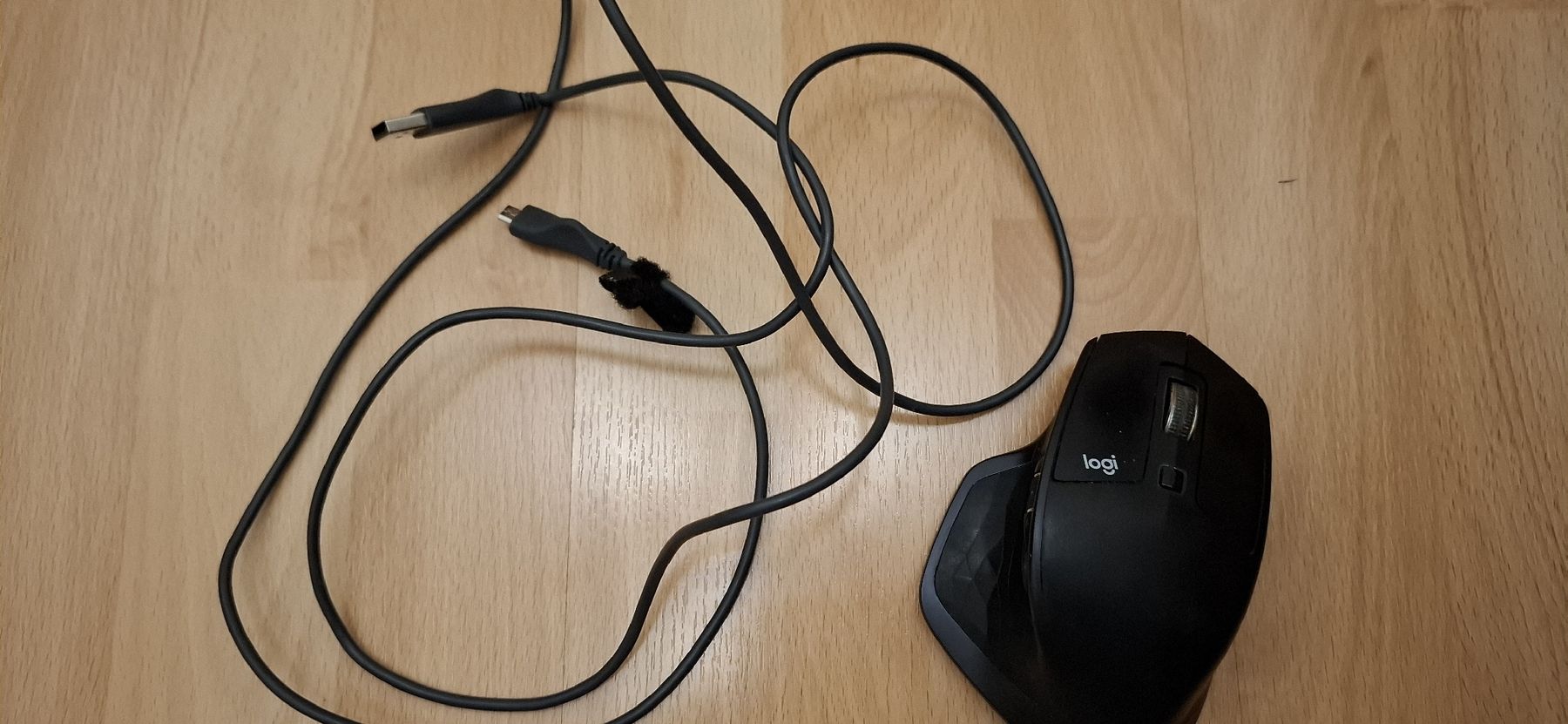 Logitech Claviers: Logitech K 800 Versand+Verpackung – D'occasion à Chur par Giffa-04-06 3