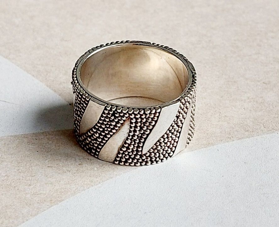 Anelli: Silber Ring – Usato da Madetswil venduto da triforuz