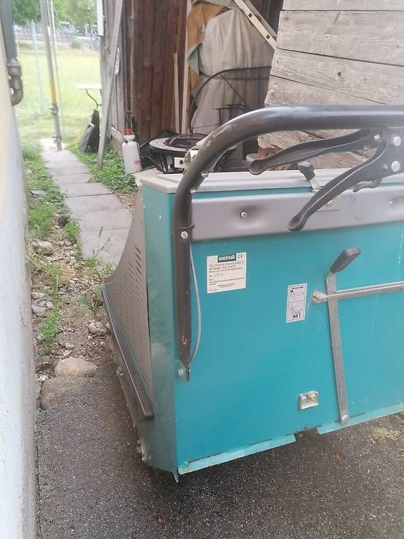 Wetrok Tutte le macchine: Kahrmaschine. Wertrok. Karcher – Usato da Merenschwand venduto da Top-top 2