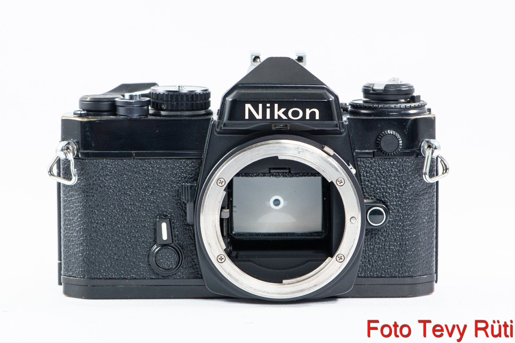 Nikon Appareil photo: Nikon FE – D'occasion à Rüti ZH par FotoTevy 1