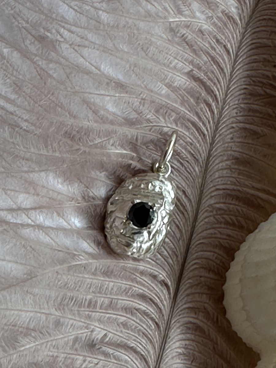 Ciondoli: Silber nuggets als Anhänger – Nuovo e nell'imballaggio originale da Niederglatt ZH venduto da Silberschmuck-design