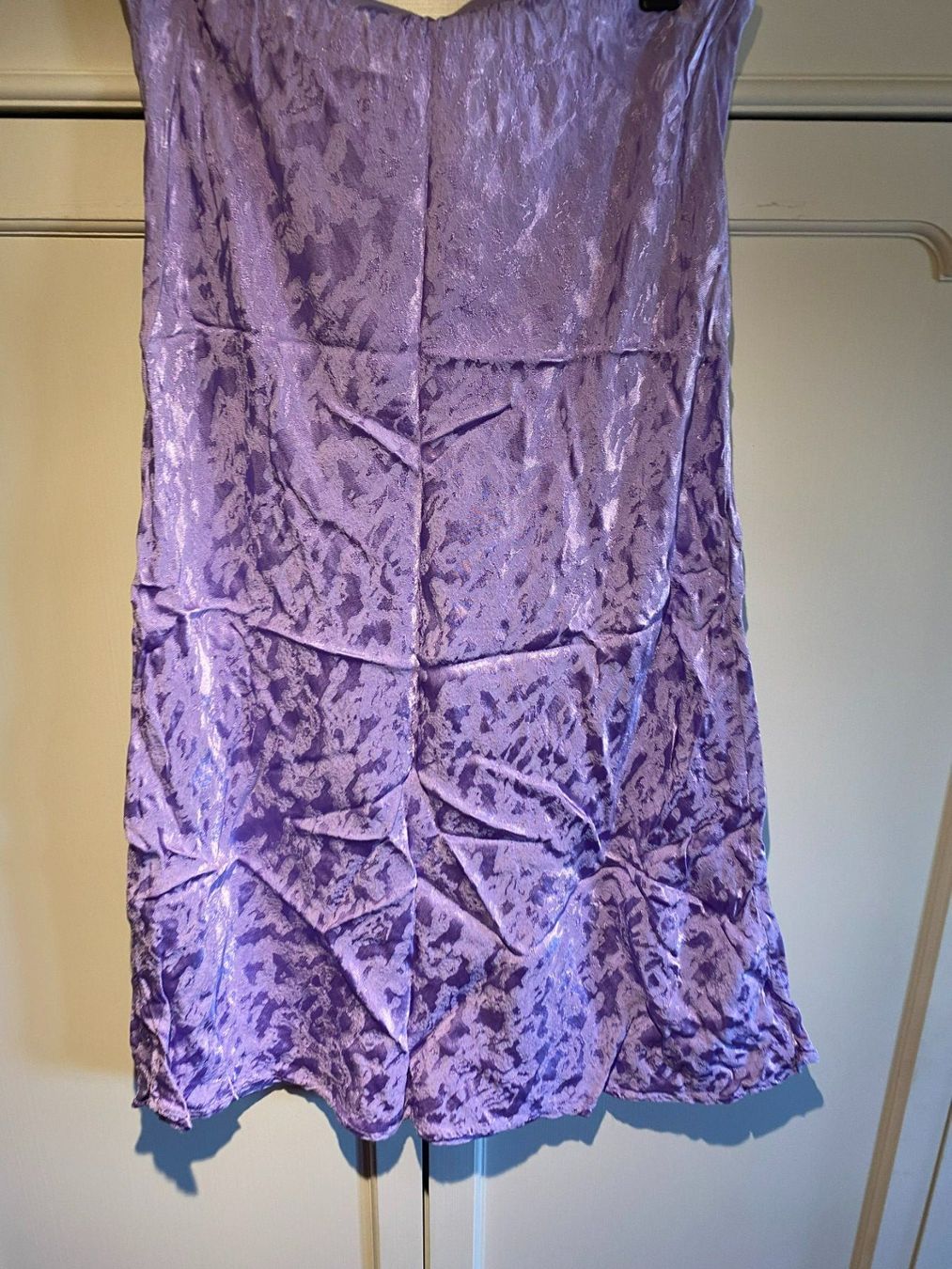 Röcke: DAMENROCK-SATIN STOFF-LILA – Neu und originalverpackt aus Meienried von ManuelaBoutique 1