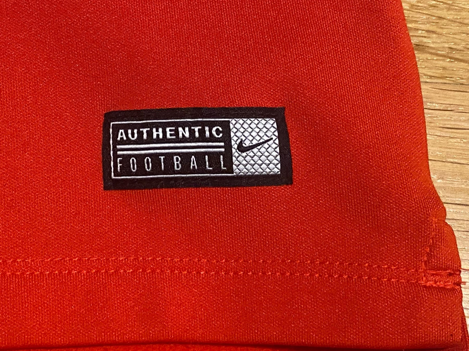Nike Canottiere & Pantaloni: 2017-18 Paris Saint-Germain Nike 1/4 Zip Training Top PSG – Usato da Thalwil venduto da Rome_90 1