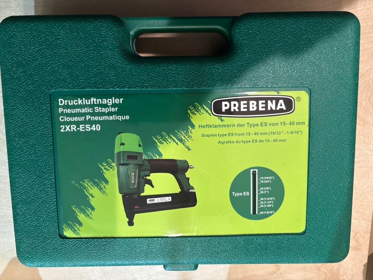 Toutes les machines: Druckluftnagler – Neuf avec emballage d'origine à Tafers par moustique1127