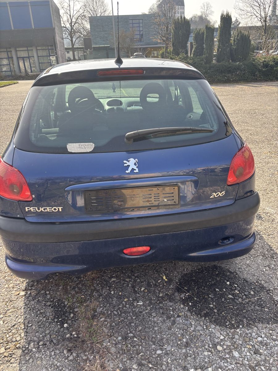 Peugeot Automobili: Peugeot 206 1.4 – Difettoso da Reiden venduto da sev_x7p9 4