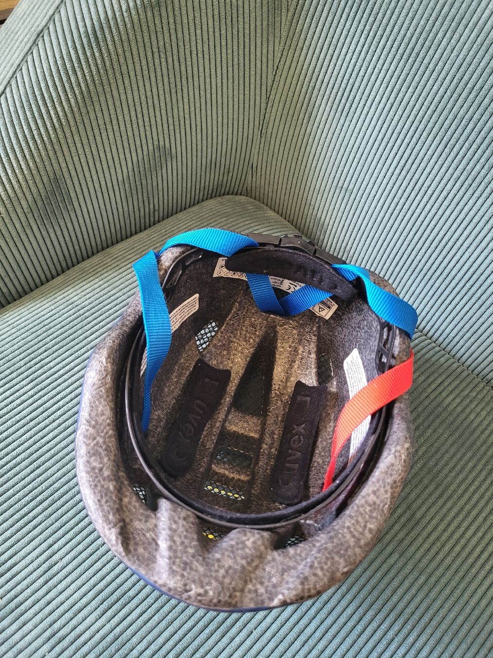 Uvex Casques: Velohelm Kind Uvex – D'occasion à Kehrsatz par Melila-83 2