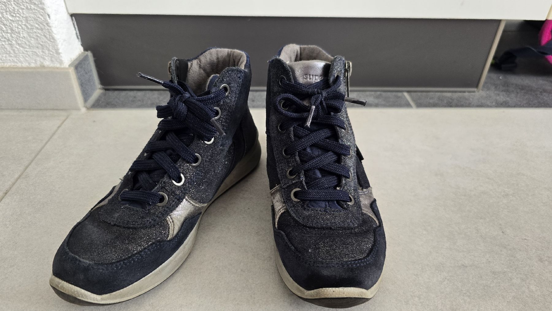 Superfit Schuhe für Mädchen: Herbstschuh Superfit goretex gr. 31 – Gebraucht aus Wängi von tamaso11