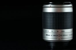 Nikon Nikkor 28-100