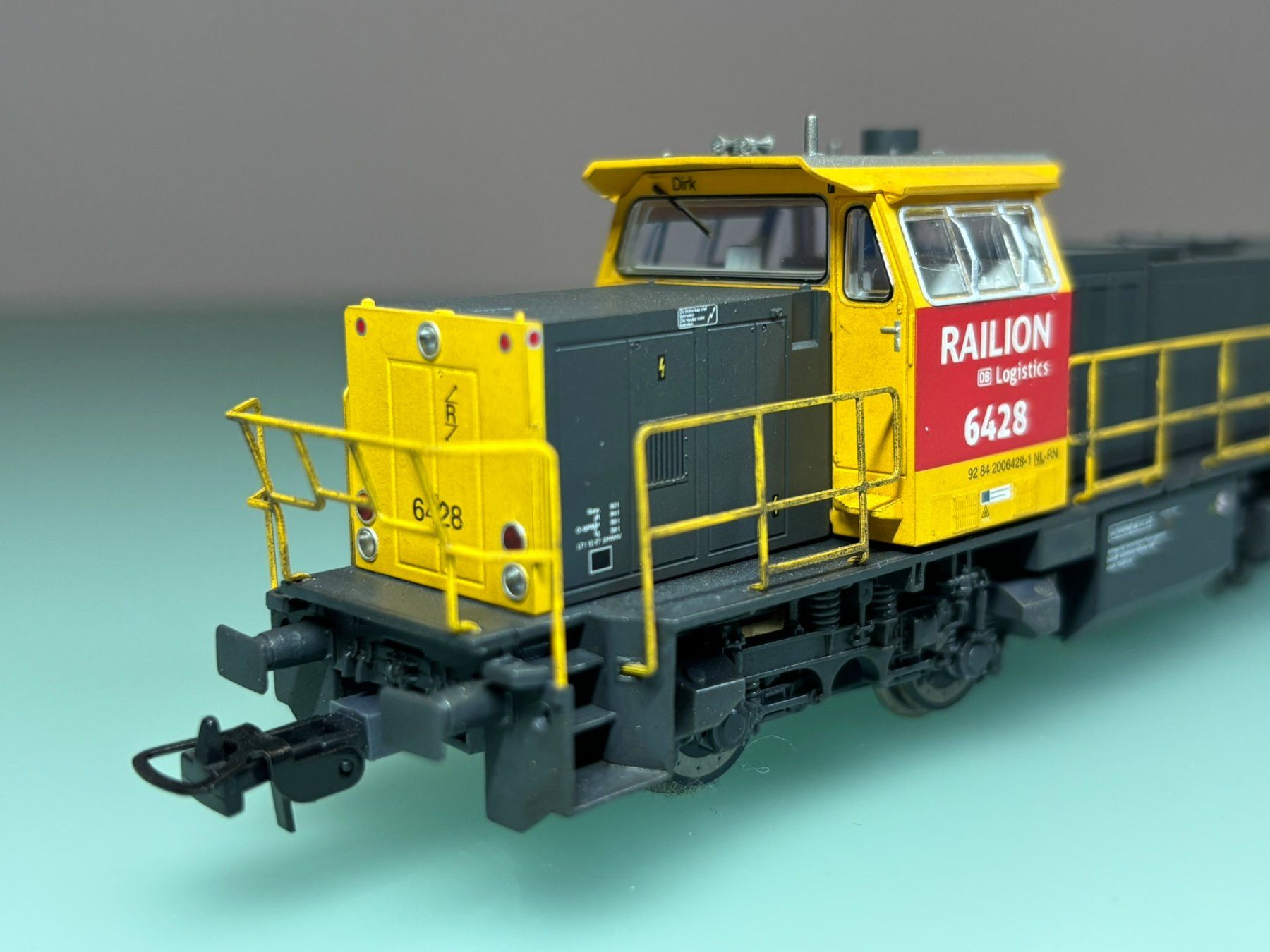 Piko Modellini di ferrovie: DIGITAL Diesellok NS 6400 RAILION DB Logistics – Usato da SION venduto da Pef12 3
