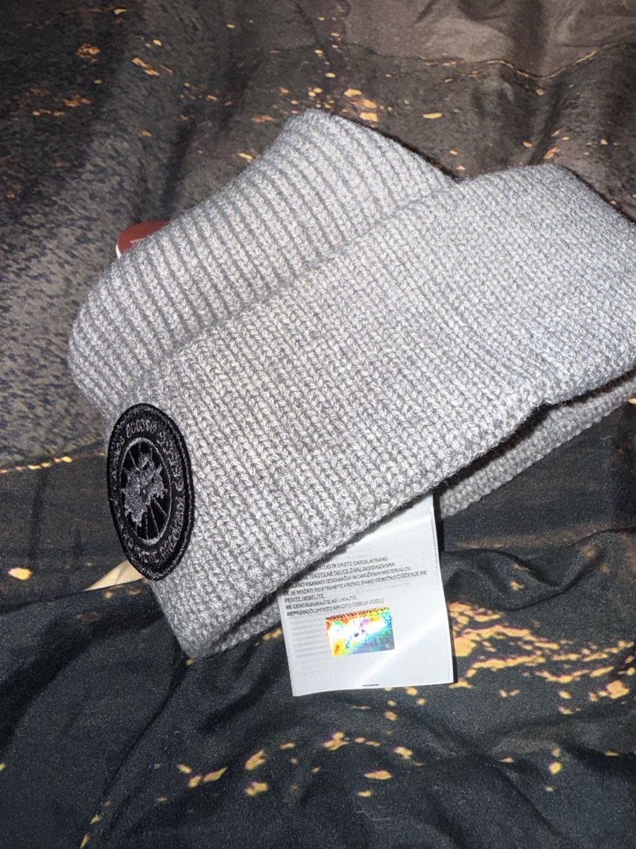 Canada Goose Copricapi, berretti & cappellini: Grey Goose Mütze – Nuovo (secondo la descrizione) da Wetzikon ZH venduto da shey7 1