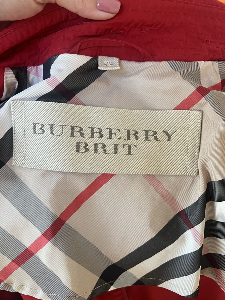 Burberry Cappotti: Roter Burberry Trenchcoat  – Usato da Ostermundigen venduto da Steff18 3