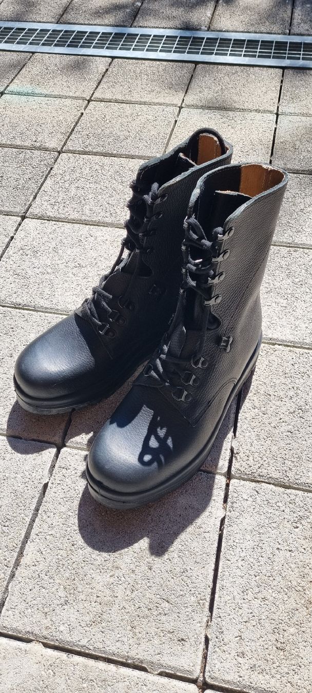 Minerva Scarpe da uomo: Neue KS90/Minerva 15 in Grösse 275 – Nuovo (secondo la descrizione) da Zürich venduto da Glaidan 4