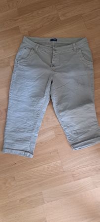 Caprihose Charles Voegele beige Grösse 44 neu