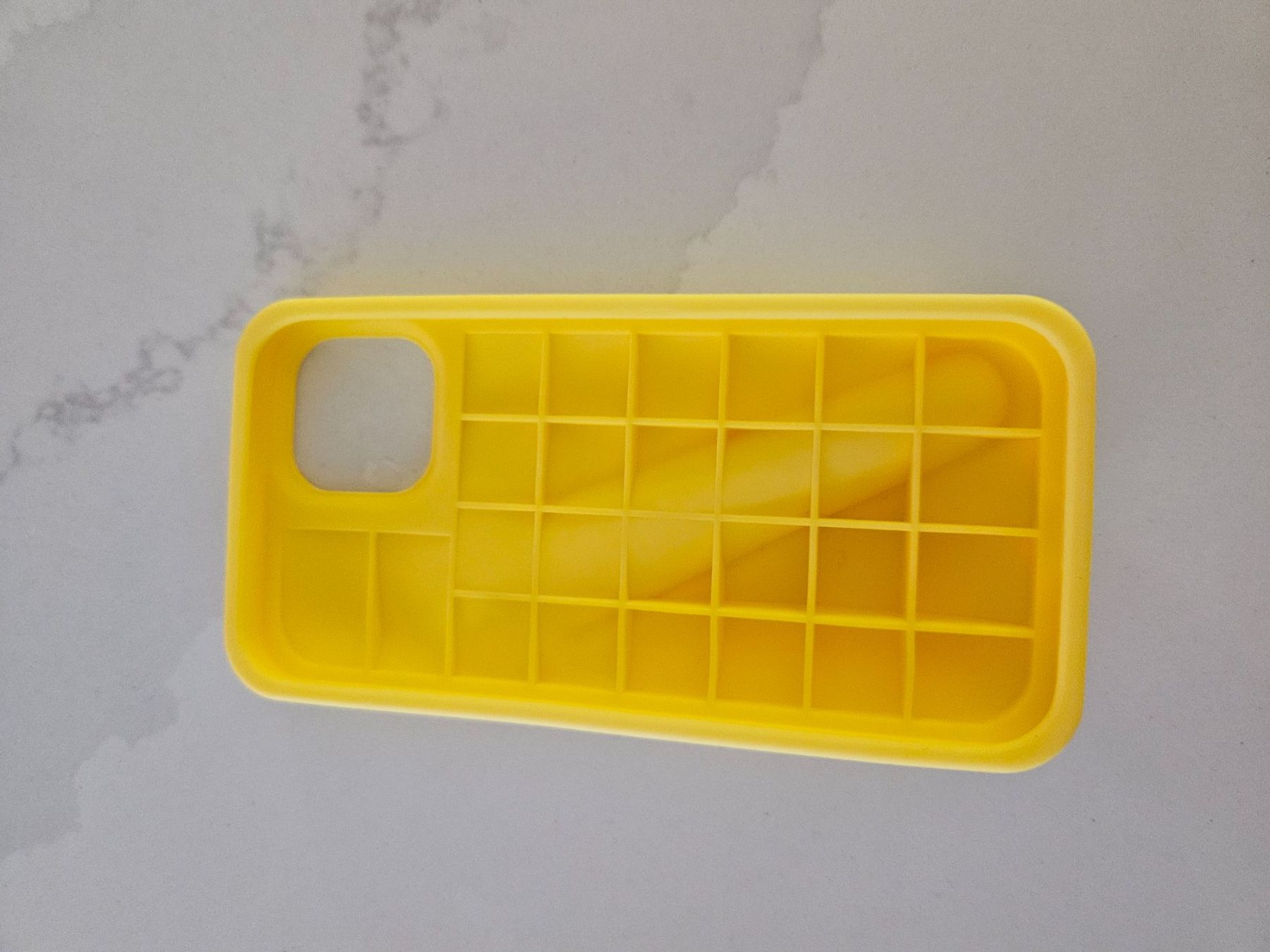 Cover & Protezioni schermo: Rhode Handyhülle Lemontini - iPhone 14 – Nuovo (secondo la descrizione) da Wallisellen venduto da evangeloz 2