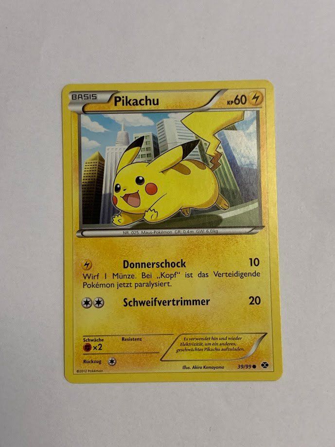 Bandai Carte collezionabili: Pokemon Pikachu - 39/99 DE – Usato da schaan venduto da Schokoloco