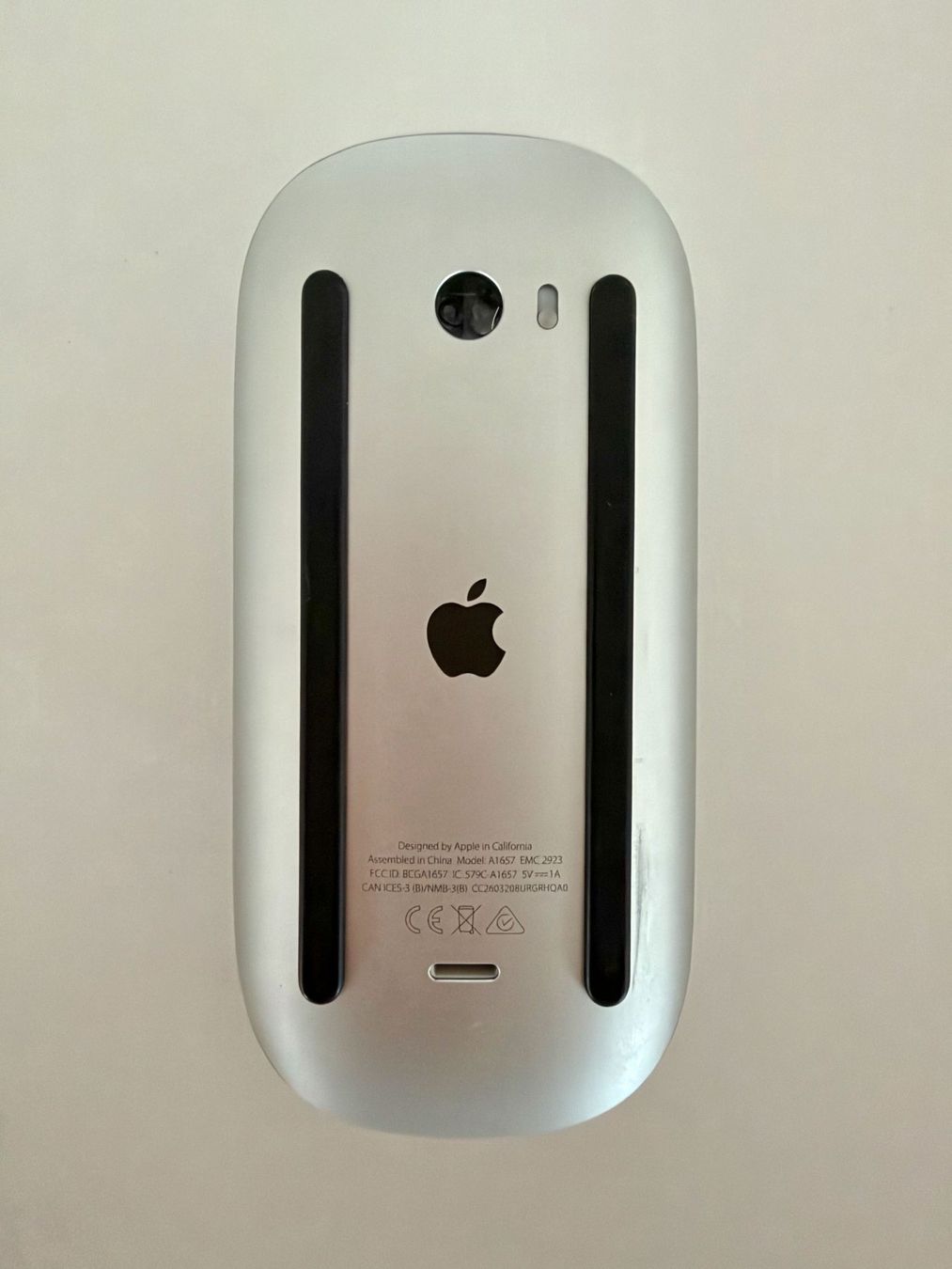 Apple Souris: APPLE MAGIC MOUSE – D'occasion à Wildegg par Swiss.Fair 1
