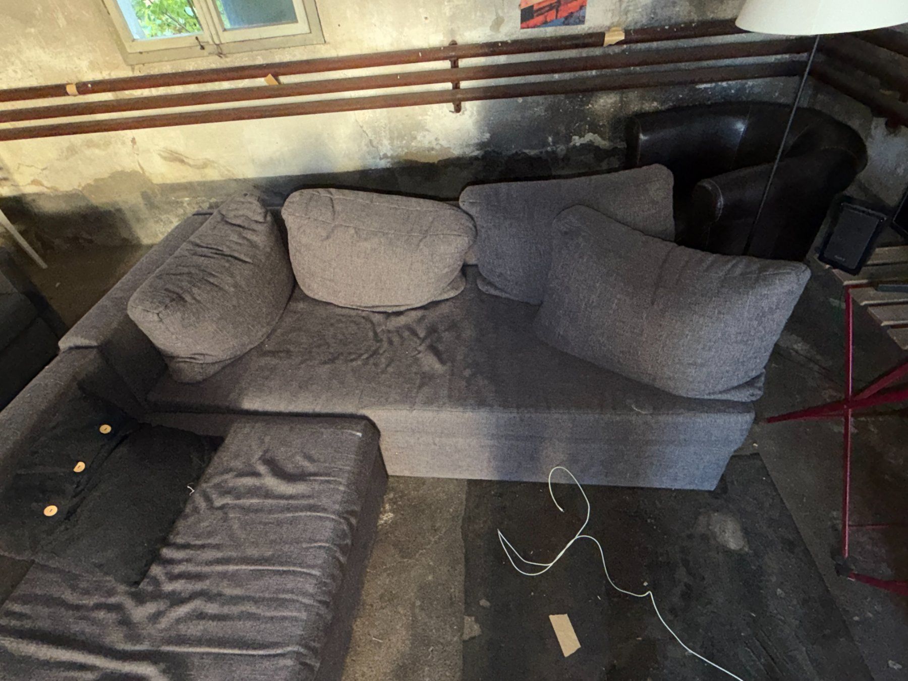 Divani: Ecksofa Schlafsofa grau mit Bettfunktion gebrauchter Zustand – Usato da Winterthur venduto da wan_wan 5